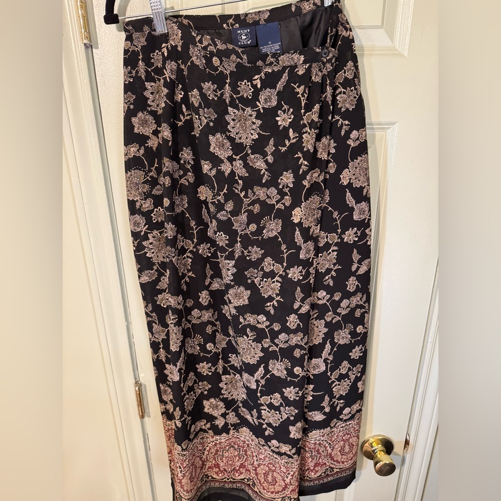 Hunt Club Black and Cream Floral Skirt
